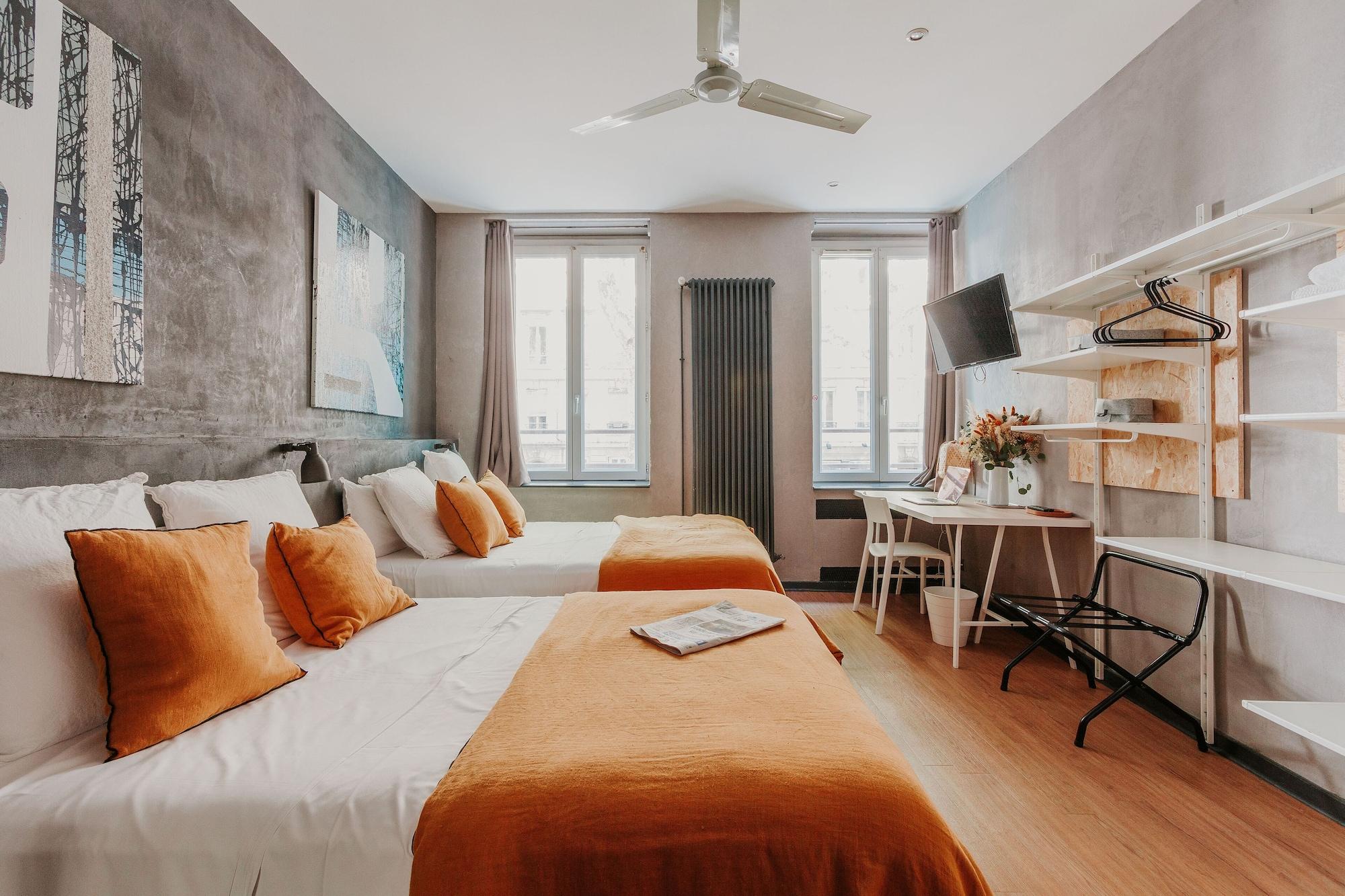 Hotel Taggat ลียง ภายนอก รูปภาพ